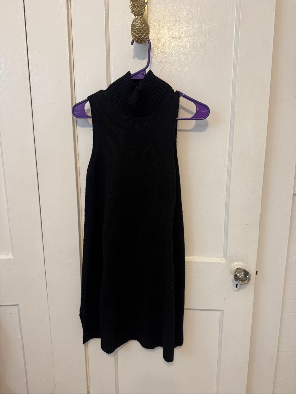 Free Assembly size M Black Sleeveless Turtleneck Sweater/mini dress for Women